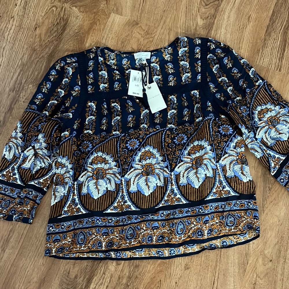 Womens Lucky Brand top